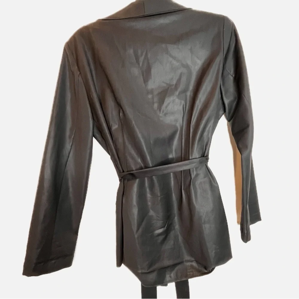 Caractere | Wrap Blazer - Picture 3 of 4